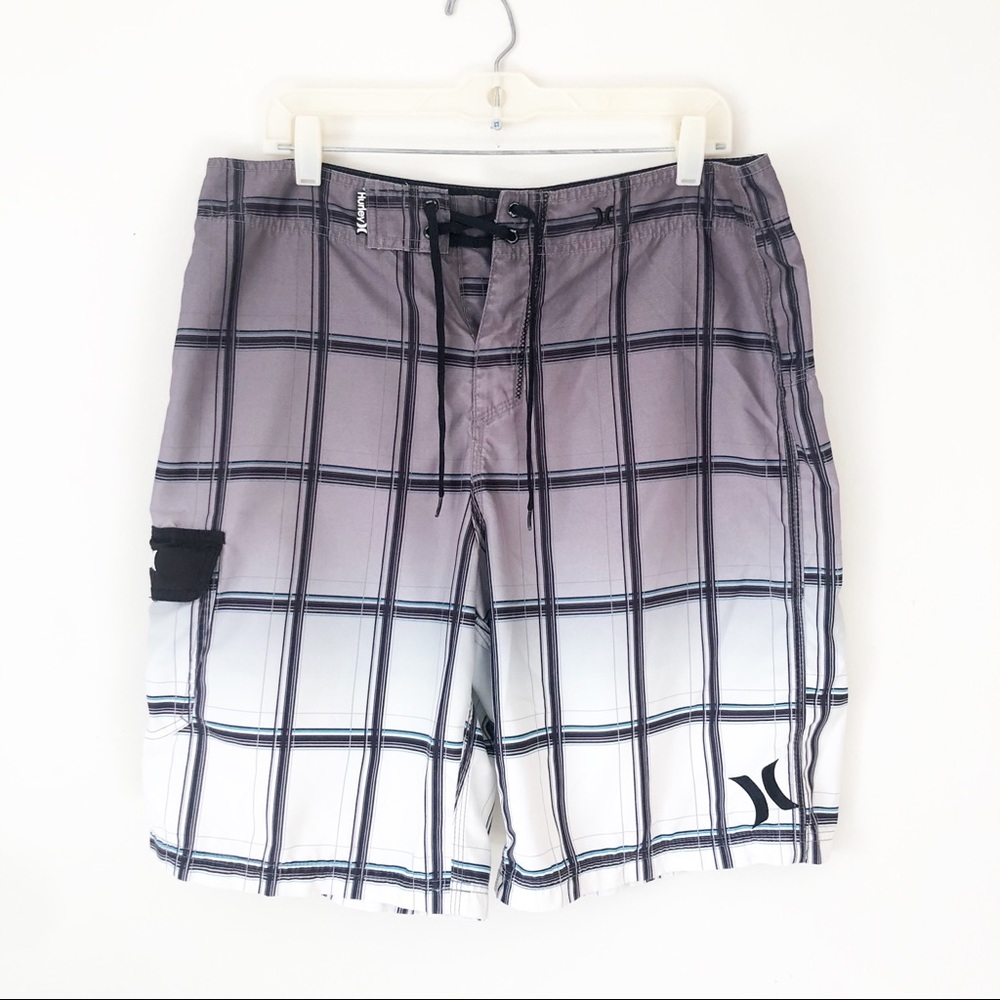 HURLEY board shorts EUC waist size 34